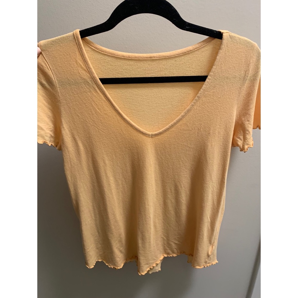 American Eagle Yellow Tee with Cute Trim
